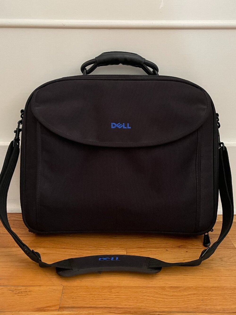Black Dell Laptop Computer Bag Briefcase Messenger Case